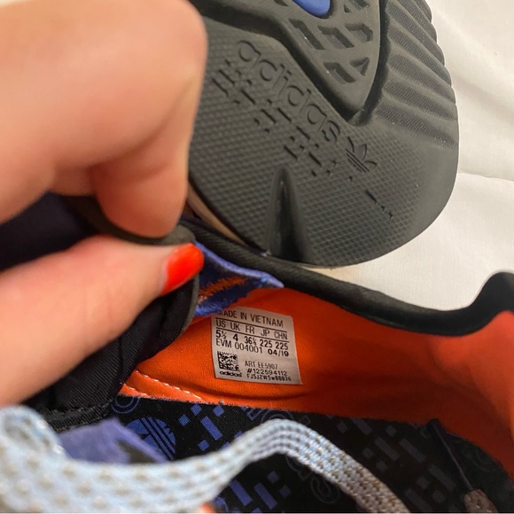 Adidas sneakers - Picture 4 of 5